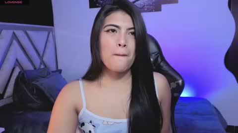 Snapshot of alfresii_rivera chatting on 07-17-26, 11:53 Carolina Join The Fan Club online show from 07-17-26, 11:53