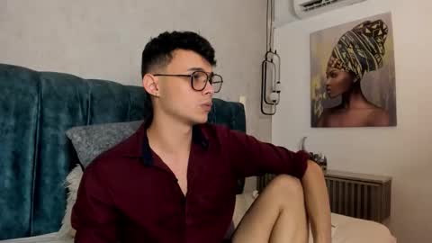 Snapshot of alhan_twink chatting on 06-03-26, 06:27 ALHAN online show from 06-03-26, 06:27