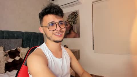 Snapshot of alhan_twink chatting on 07-16-26, 07:36 ALHAN online show from 07-16-26, 07:36