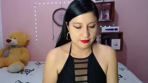 Snapshot of ali_squirt chatting on 02-24-25, 10:03 alixia online show from 02-24-25, 10:03