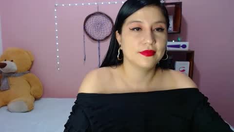 Snapshot of ali_squirt chatting on 03-04-25, 10:38 alixia online show from 03-04-25, 10:38