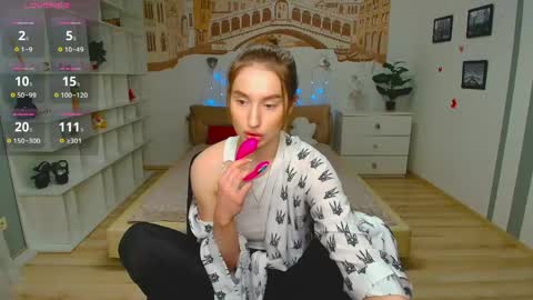 Snapshot of alicafoxis chatting on 05-08-26, 06:46 Alica online show from 05-08-26, 06:46