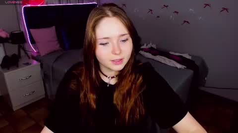 AlicaPeach online show from 08-03-26, 01:05