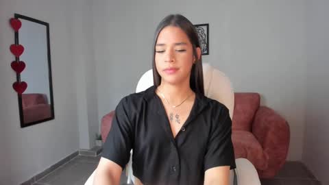 Snapshot of alice23jones chatting on 03-08-25, 06:47 Alice online show from 03-08-25, 06:47