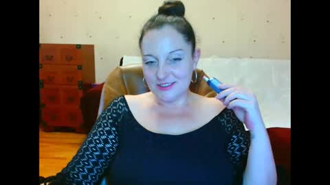 Snapshot of alice3694 chatting on 02-01-25, 10:15 Alice online show from 02-01-25, 10:15
