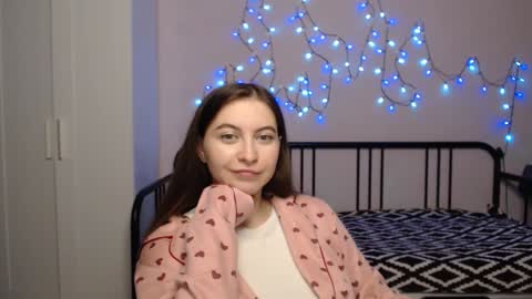 Alice online show from 12-20-24, 06:02