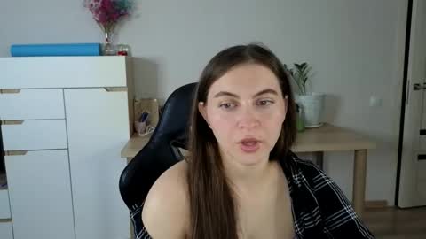 Alice online show from 09-10-25, 10:04