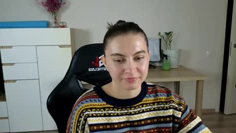 Alice online show from 10-05-25, 05:11