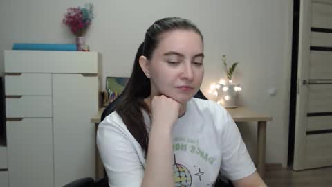 Alice online show from 11-30-25, 04:44