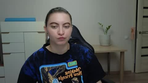 Alice online show from 04-07-26, 04:57