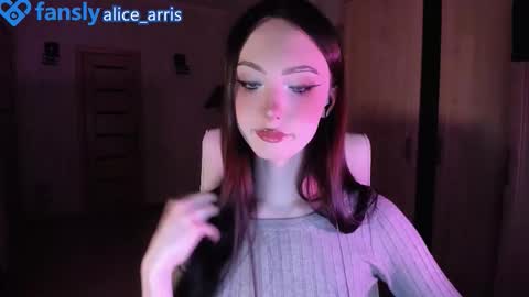Snapshot of alice__aris chatting on 10-14-25, 05:47 Alice Aris online show from 10-14-25, 05:47
