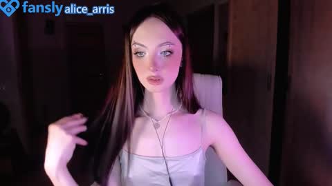 Alice Aris online show from 10-25-25, 02:13
