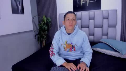    online show from 10-16-25, 11:33
