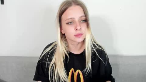 alice_halle online show from 09-09-25, 06:51