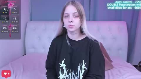 alice_halle online show from 10-26-25, 11:05