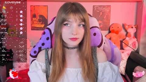 Snapshot of alice_langley chatting on 12-07-24, 12:24 Alice 3 online show from 12-07-24, 12:24