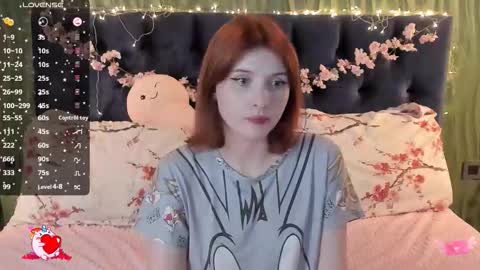 Snapshot of alice_langley chatting on 09-26-25, 12:31 Alice 3 online show from 09-26-25, 12:31