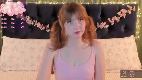 Snapshot of alice_langley chatting on 07-24-26, 11:41 Alice 3 online show from 07-24-26, 11:41