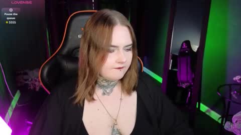 alice_linger online show from 09-12-25, 03:12