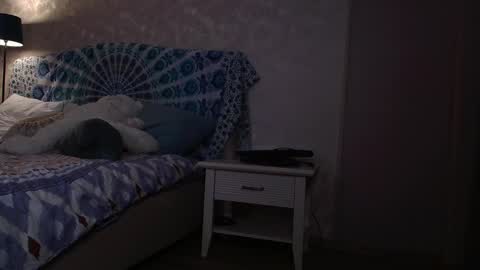 Snapshot of alice_love_fuck chatting on 02-26-25, 04:24 Alice love fuck online show from 02-26-25, 04:24