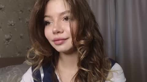 Snapshot of alice_love_fuck chatting on 11-27-25, 09:00 Alice love fuck online show from 11-27-25, 09:00