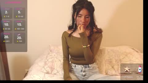 Snapshot of alice_middle01 chatting on 10-02-25, 01:18 Alice online show from 10-02-25, 01:18