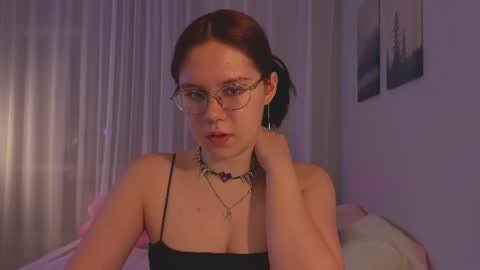 Snapshot of alice_miiiller chatting on 07-05-26, 07:43 Alice online show from 07-05-26, 07:43