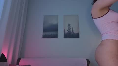 Snapshot of alice_miiiller chatting on 07-24-26, 07:39 Alice online show from 07-24-26, 07:39