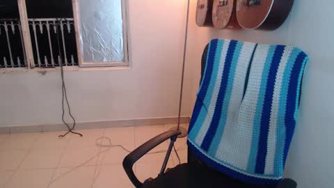 Alicia Aldara online show from 11-05-25, 03:17