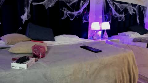 alice_simpson1 online show from 10-21-25, 11:55