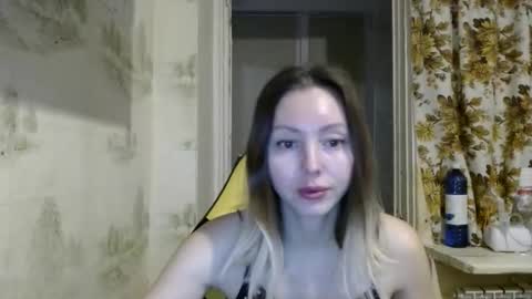 Snapshot of alice_smiles chatting on 02-15-26, 09:55 Alice smiles online show from 02-15-26, 09:55