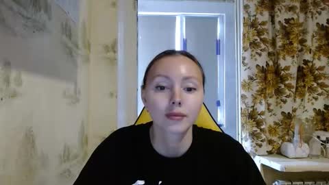 Snapshot of alice_smiles chatting on 04-20-26, 11:57 Alice smiles online show from 04-20-26, 11:57