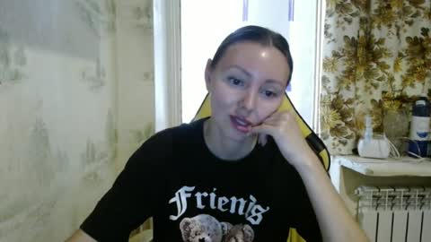 Snapshot of alice_smiles chatting on 07-31-26, 12:26 Alice smiles online show from 07-31-26, 12:26