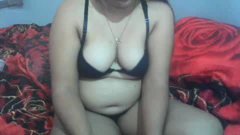 Snapshot of alice_soph chatting on 06-24-26, 02:38 Naughty Alice online show from 06-24-26, 02:38