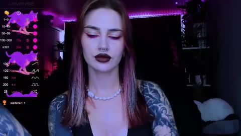 Snapshot of alice_specter chatting on 07-13-26, 09:34 Alice online show from 07-13-26, 09:34