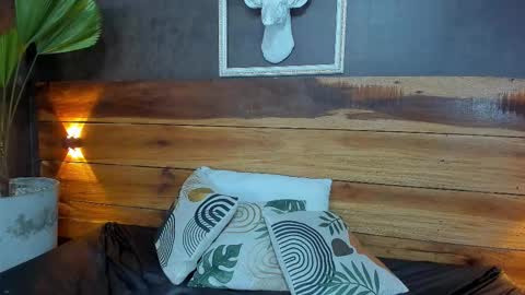   Alice  online show from 01-14-26, 01:06