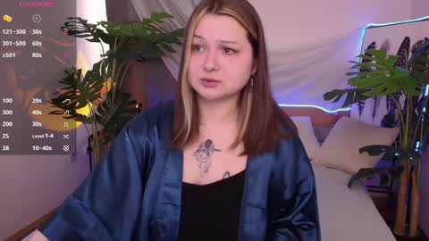 Alice  online show from 12-03-25, 12:36