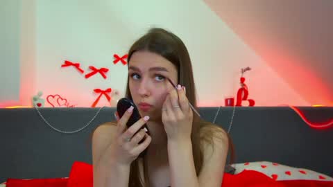 Snapshot of aliceatkin chatting on 05-29-26, 06:33 Alice online show from 05-29-26, 06:33