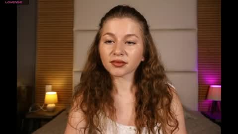 Snapshot of alicebellamy chatting on 07-08-26, 11:20 Alice online show from 07-08-26, 11:20