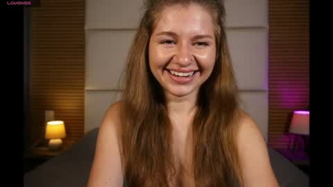 Snapshot of alicebellamy chatting on 07-23-26, 01:58 Alice online show from 07-23-26, 01:58