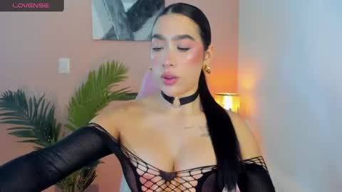 Snapshot of aliceboomx chatting on 07-02-26, 07:20 Alice online show from 07-02-26, 07:20
