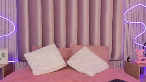 Alice online show from 03-31-26, 03:08