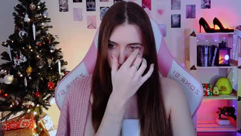 alicecharmy online show from 12-22-24, 12:38