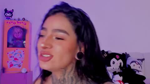 Alice  online show from 11-05-25, 05:24