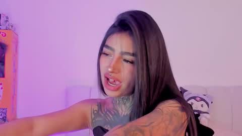 Alice  online show from 11-24-25, 09:03