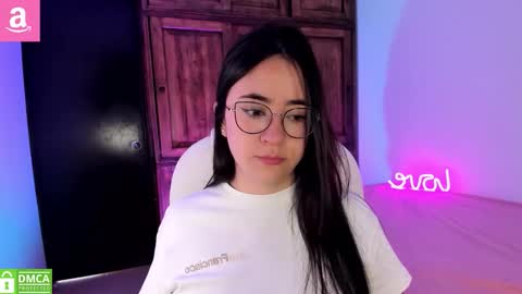 Aliceee  ..   97YP9VWGZHrefnav wishlist lists 1 online show from 03-08-26, 06:34