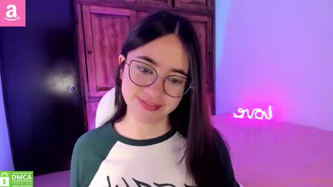 Aliceee  ..   97YP9VWGZHrefnav wishlist lists 1 online show from 03-13-26, 10:33