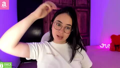 Aliceee  ..   97YP9VWGZHrefnav wishlist lists 1 online show from 07-01-26, 09:36