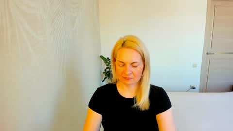 Alicee online show from 03-23-26, 07:56