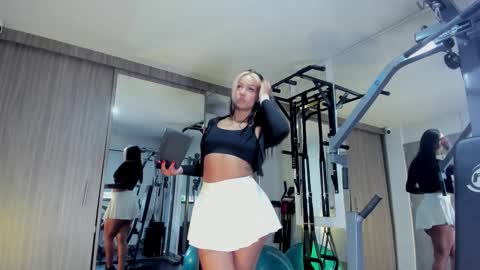 Snapshot of alicee_clark_ chatting on 02-09-26, 11:47 alicee_clark_ online show from 02-09-26, 11:47